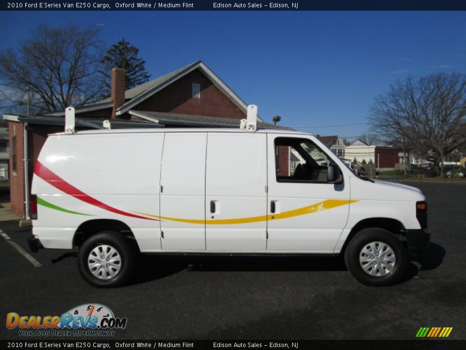 Oxford White 2010 Ford E Series Van E250 Cargo Photo #9