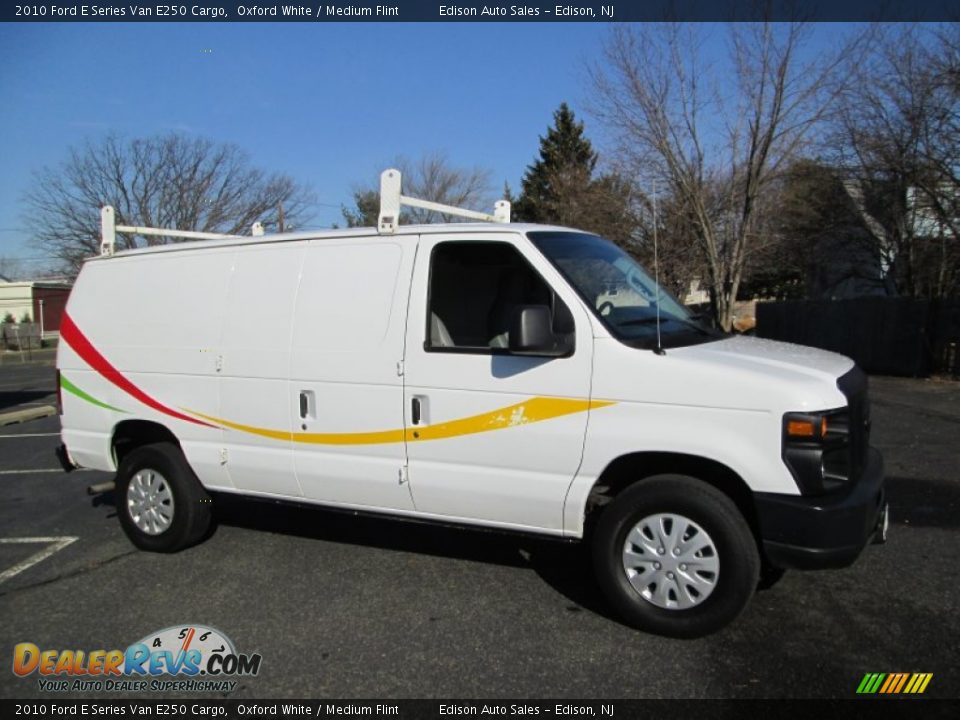 2010 Ford E Series Van E250 Cargo Oxford White / Medium Flint Photo #10
