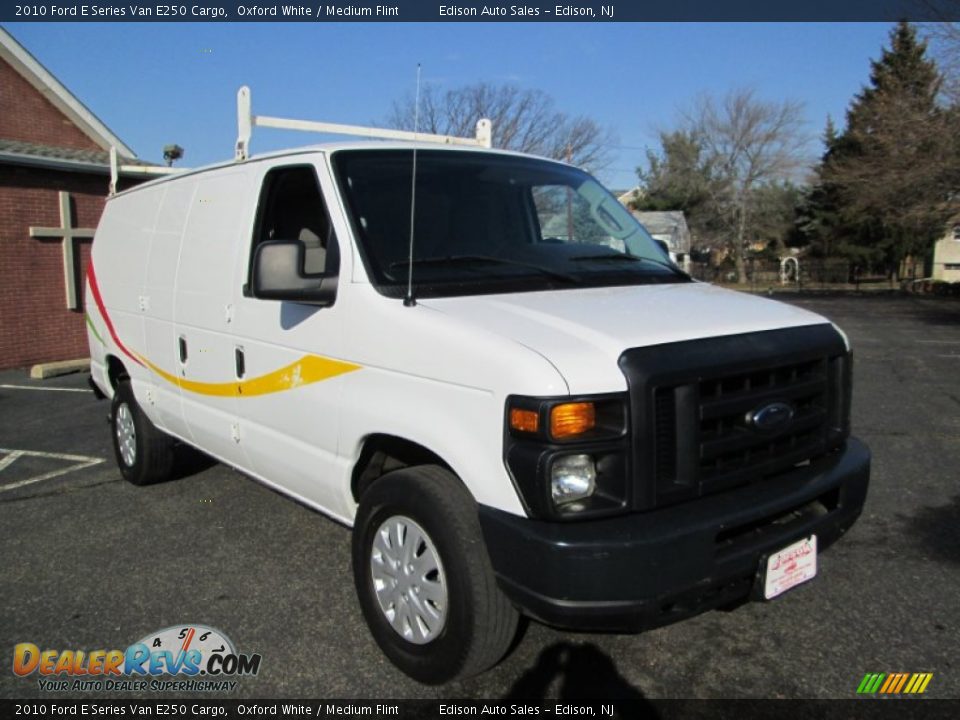 2010 Ford E Series Van E250 Cargo Oxford White / Medium Flint Photo #11