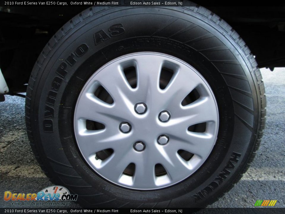 2010 Ford E Series Van E250 Cargo Wheel Photo #25