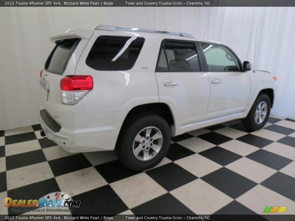 2013 Toyota 4Runner SR5 4x4 Blizzard White Pearl / Beige Photo #18