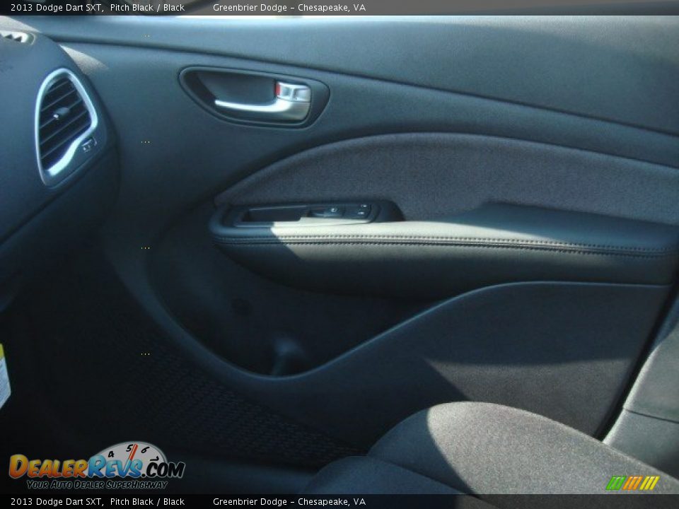 2013 Dodge Dart SXT Pitch Black / Black Photo #18