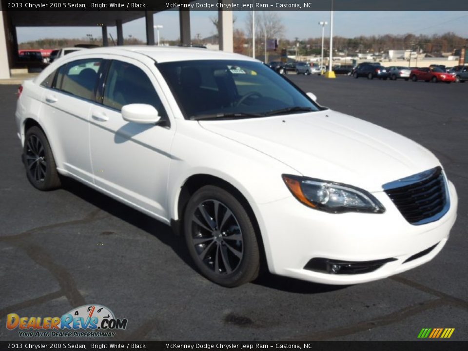 2013 Chrysler 200 S Sedan Bright White / Black Photo #1