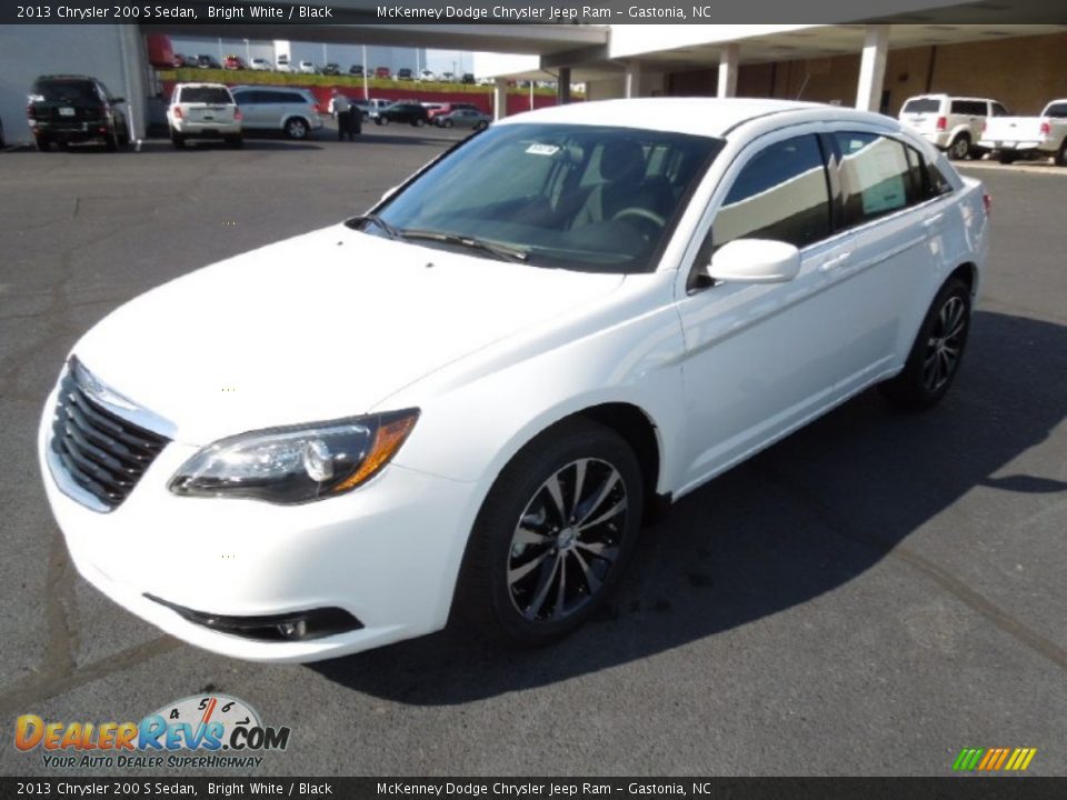 2013 Chrysler 200 S Sedan Bright White / Black Photo #2