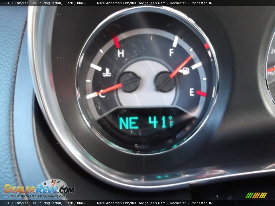 2013 Chrysler 200 Touring Sedan Black / Black Photo #13