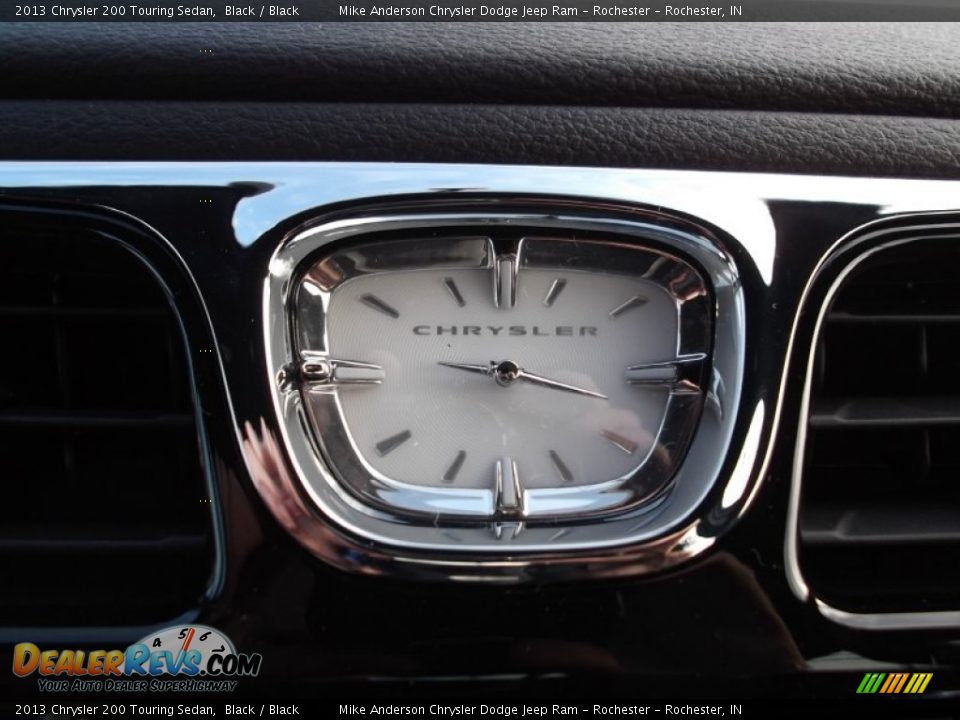 2013 Chrysler 200 Touring Sedan Black / Black Photo #15