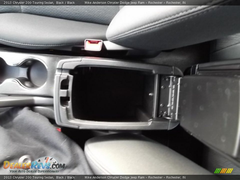 2013 Chrysler 200 Touring Sedan Black / Black Photo #21