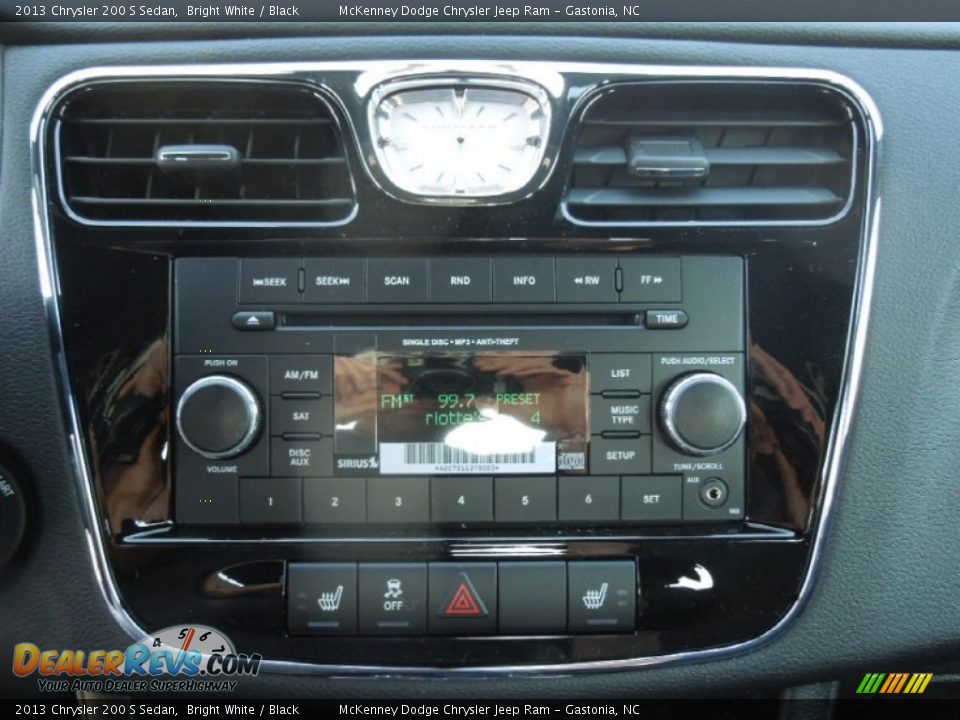 2013 Chrysler 200 S Sedan Bright White / Black Photo #14