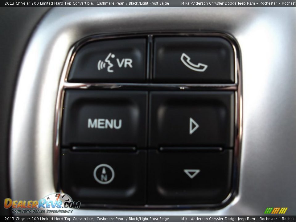 2013 Chrysler 200 Limited Hard Top Convertible Cashmere Pearl / Black/Light Frost Beige Photo #11