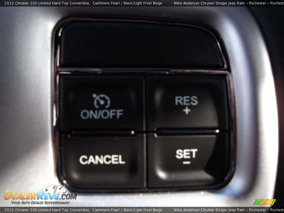 2013 Chrysler 200 Limited Hard Top Convertible Cashmere Pearl / Black/Light Frost Beige Photo #12