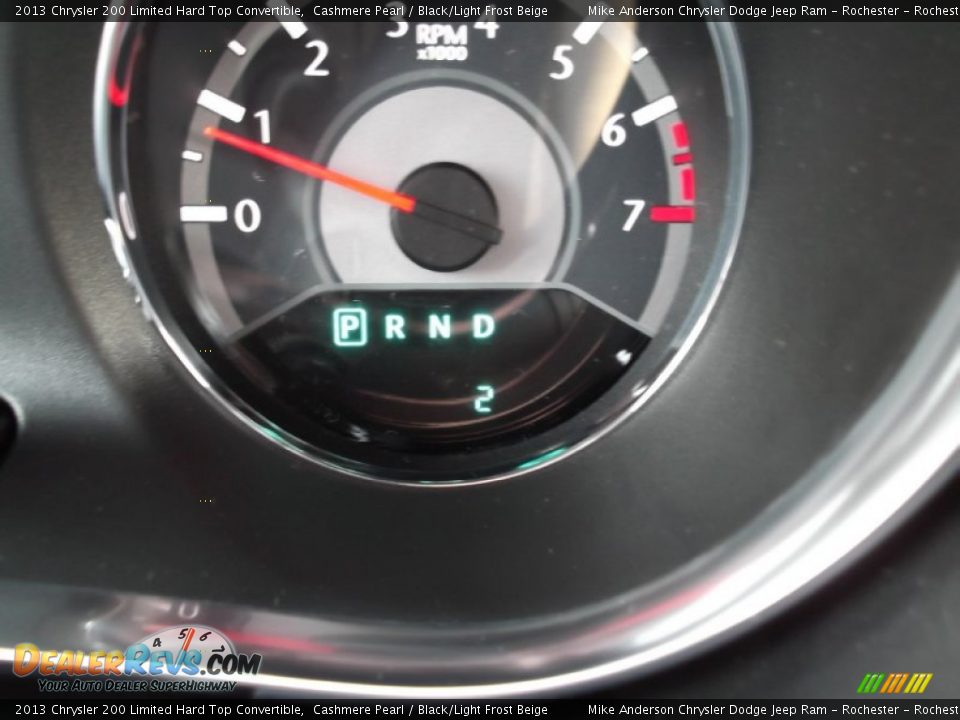 2013 Chrysler 200 Limited Hard Top Convertible Cashmere Pearl / Black/Light Frost Beige Photo #15