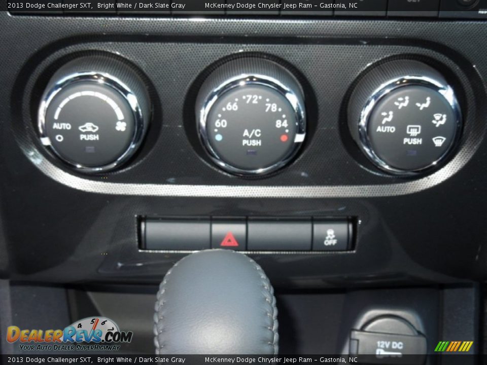 2013 Dodge Challenger SXT Bright White / Dark Slate Gray Photo #13