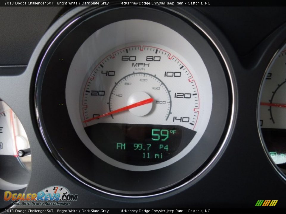 2013 Dodge Challenger SXT Bright White / Dark Slate Gray Photo #17