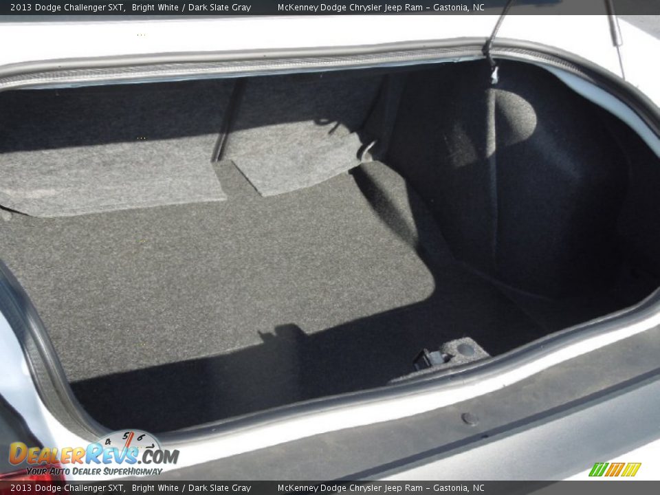 2013 Dodge Challenger SXT Bright White / Dark Slate Gray Photo #19