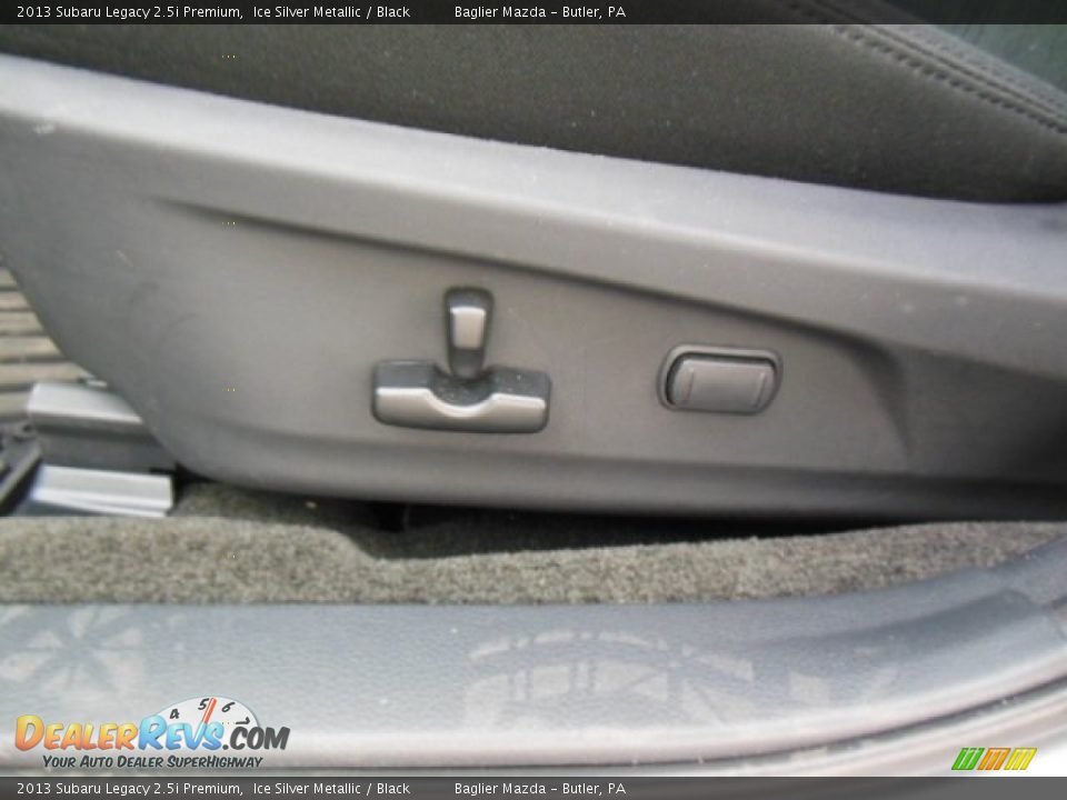 2013 Subaru Legacy 2.5i Premium Ice Silver Metallic / Black Photo #16