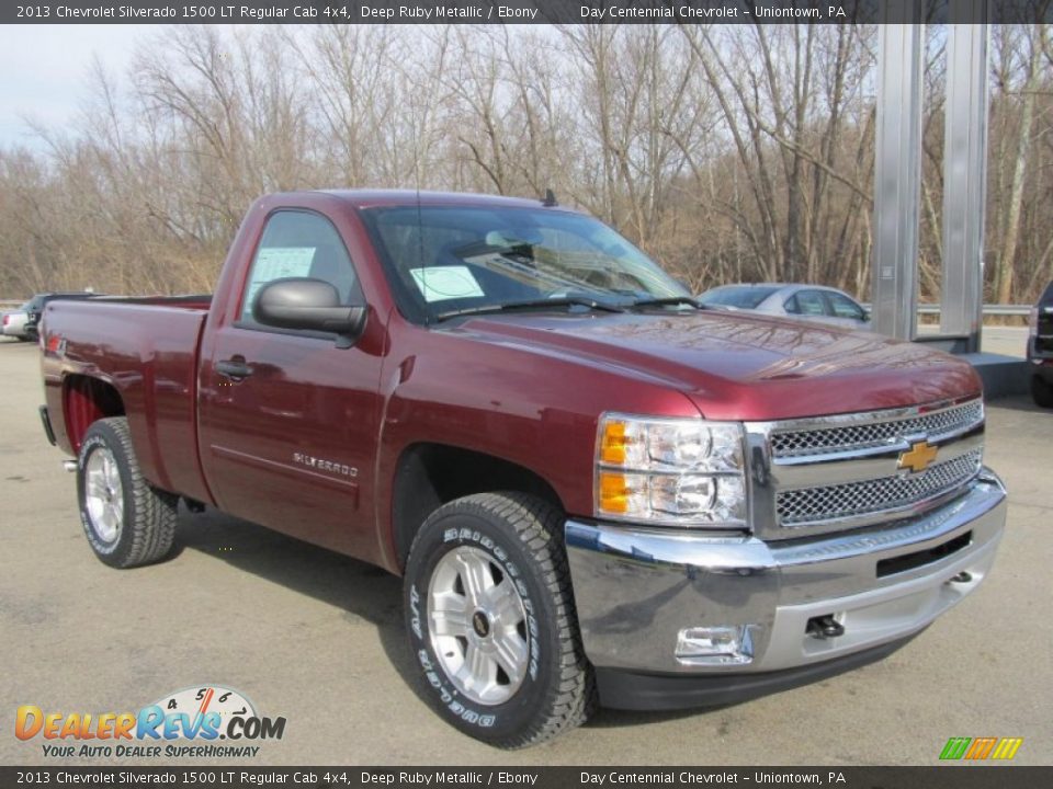 Front 3/4 View of 2013 Chevrolet Silverado 1500 LT Regular Cab 4x4 Photo #10