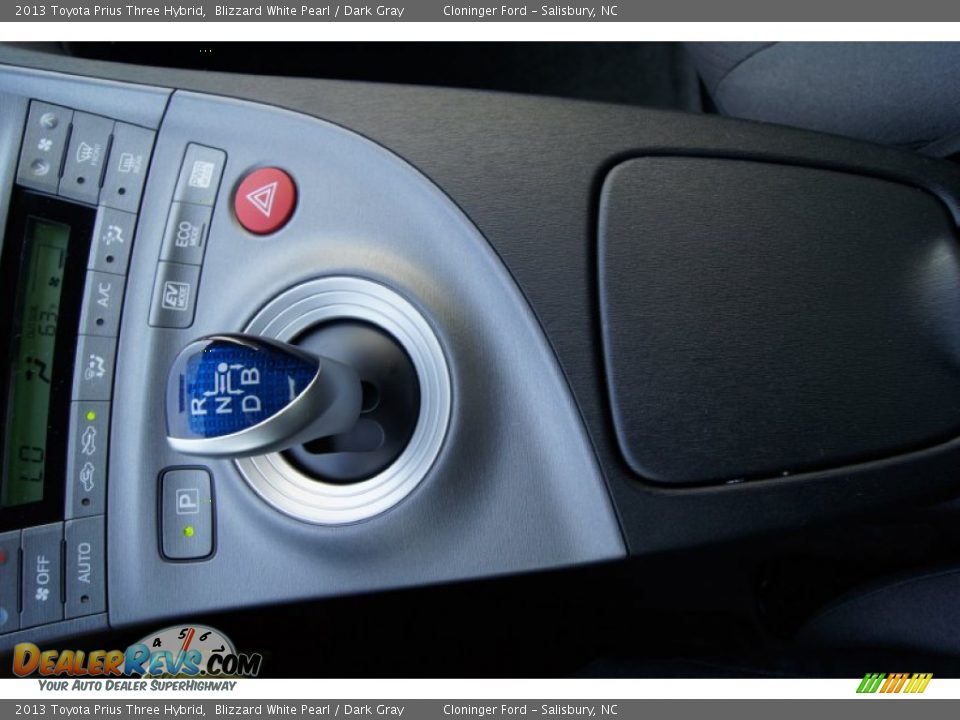 2013 Toyota Prius Three Hybrid Blizzard White Pearl / Dark Gray Photo #32