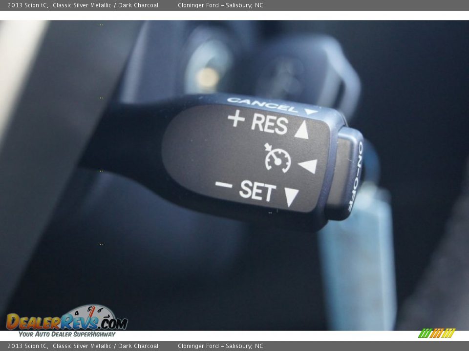 2013 Scion tC Classic Silver Metallic / Dark Charcoal Photo #24