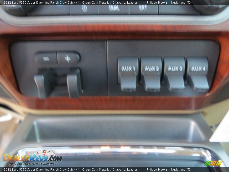 2012 Ford F250 Super Duty King Ranch Crew Cab 4x4 Green Gem Metallic / Chaparral Leather Photo #32