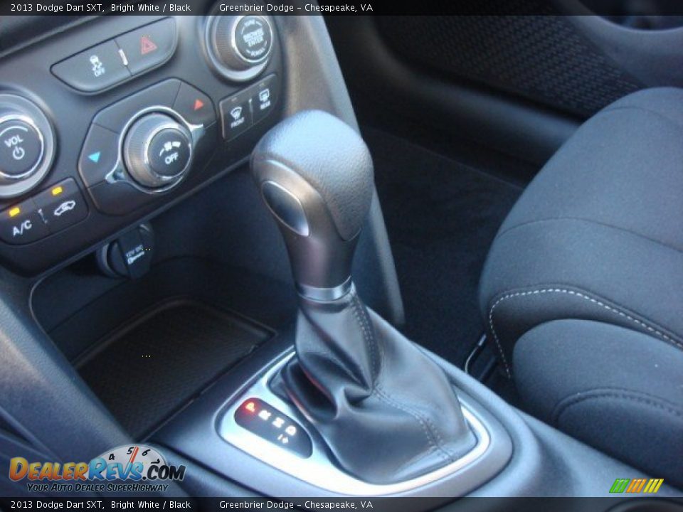 2013 Dodge Dart SXT Bright White / Black Photo #25