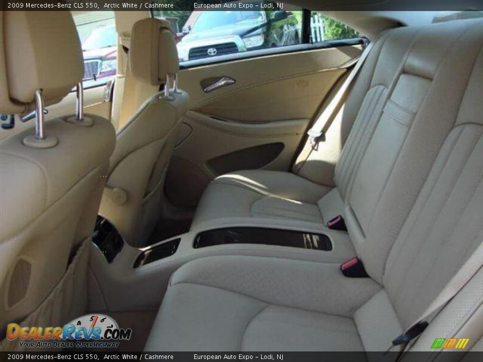 2009 Mercedes-Benz CLS 550 Arctic White / Cashmere Photo #13