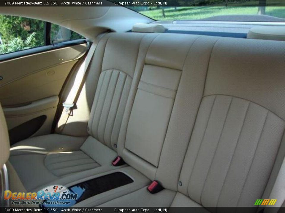 2009 Mercedes-Benz CLS 550 Arctic White / Cashmere Photo #14