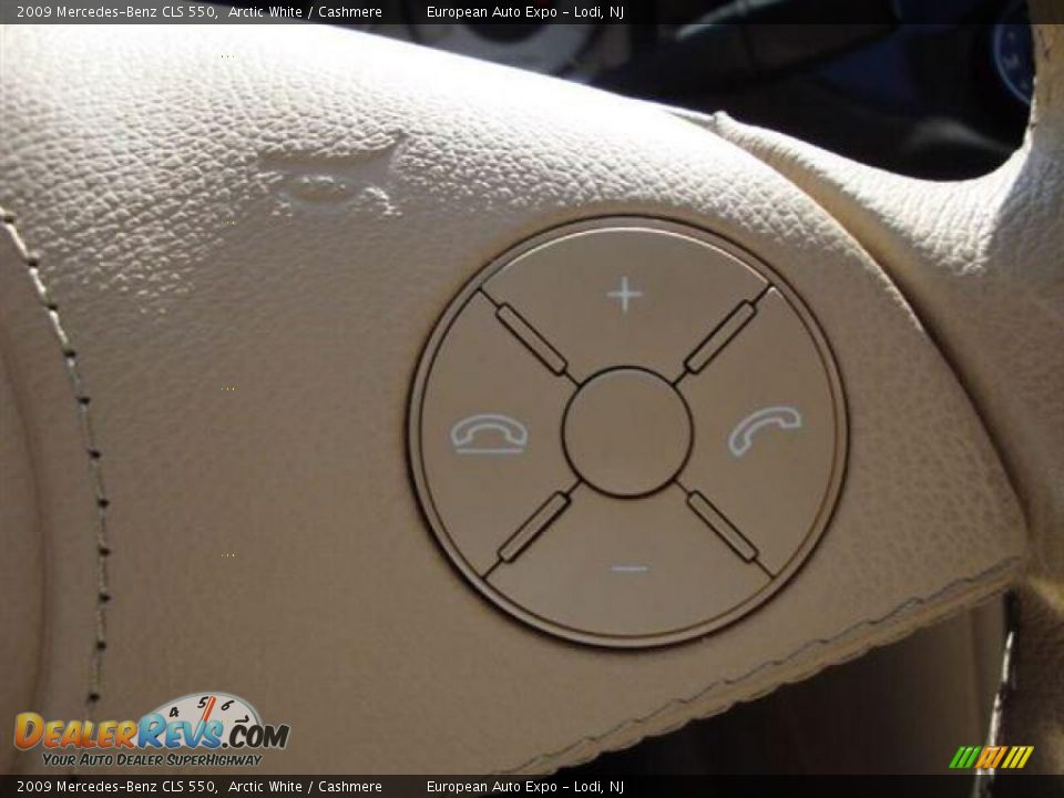 2009 Mercedes-Benz CLS 550 Arctic White / Cashmere Photo #21