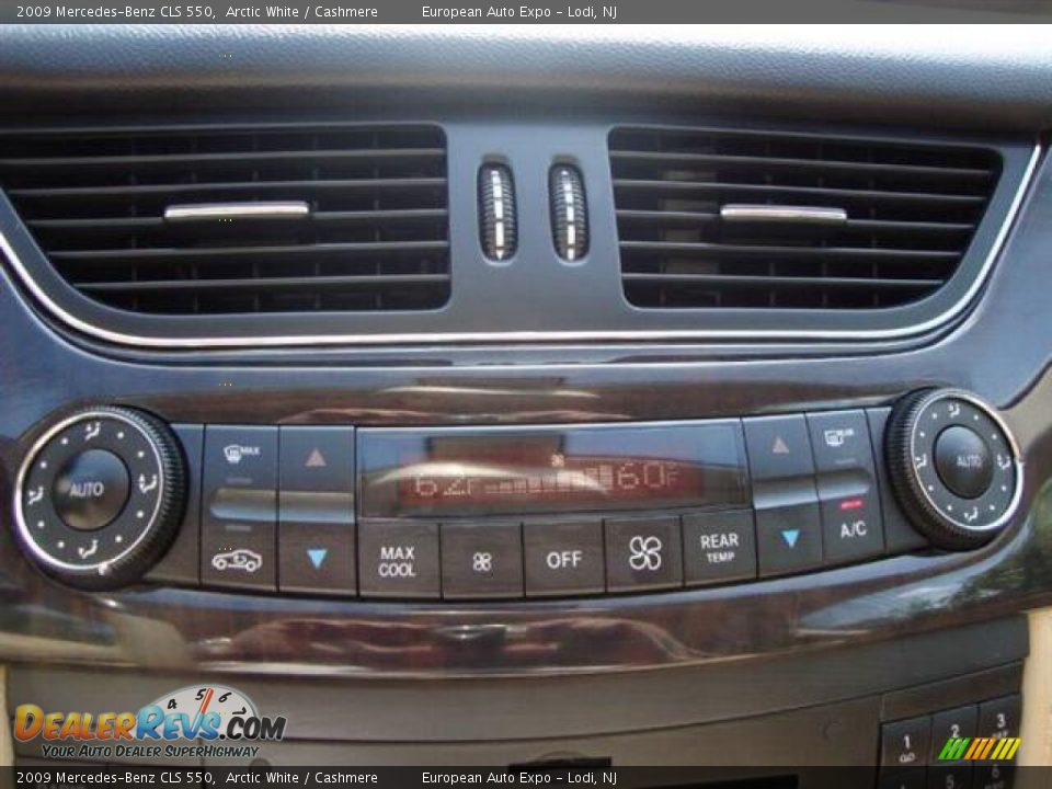 2009 Mercedes-Benz CLS 550 Arctic White / Cashmere Photo #25
