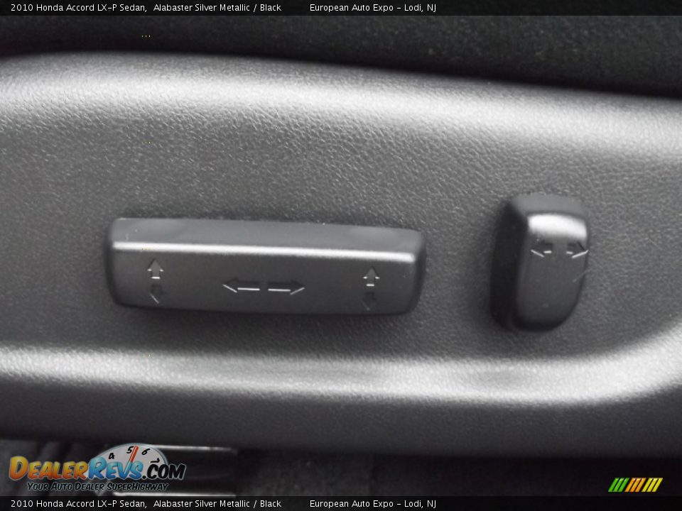 2010 Honda Accord LX-P Sedan Alabaster Silver Metallic / Black Photo #18