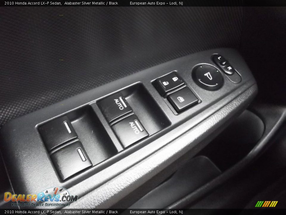 2010 Honda Accord LX-P Sedan Alabaster Silver Metallic / Black Photo #19