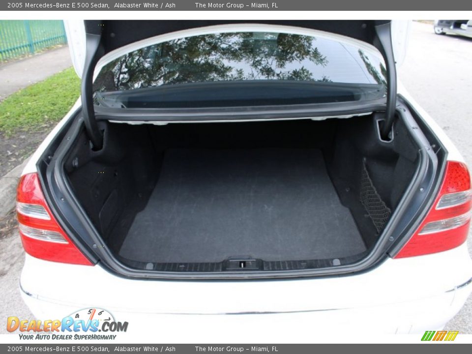 2005 Mercedes-Benz E 500 Sedan Alabaster White / Ash Photo #31