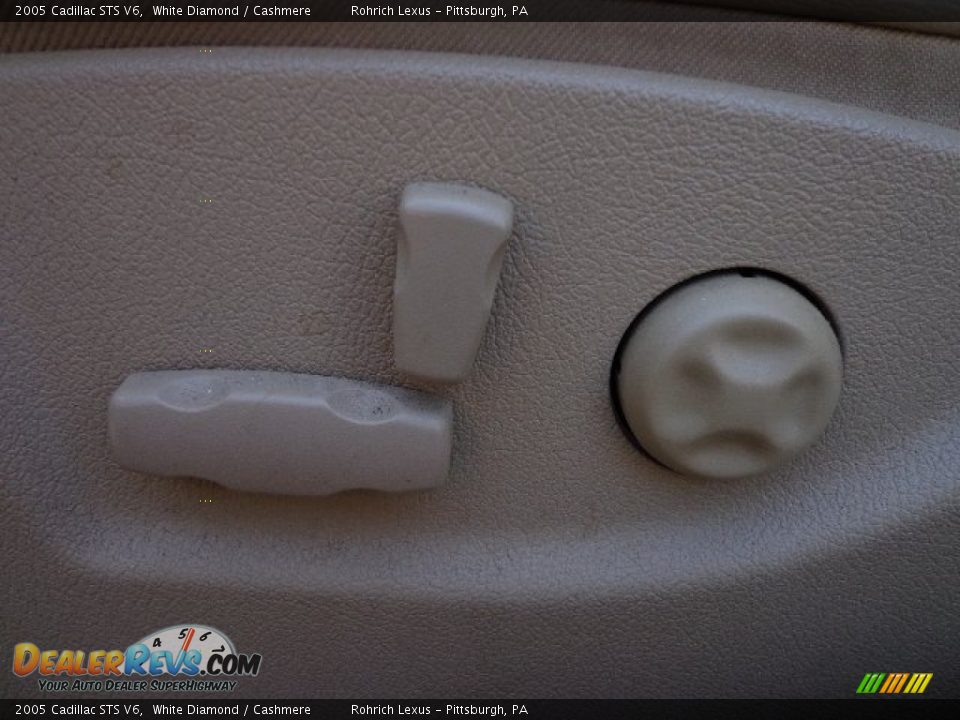 2005 Cadillac STS V6 White Diamond / Cashmere Photo #7