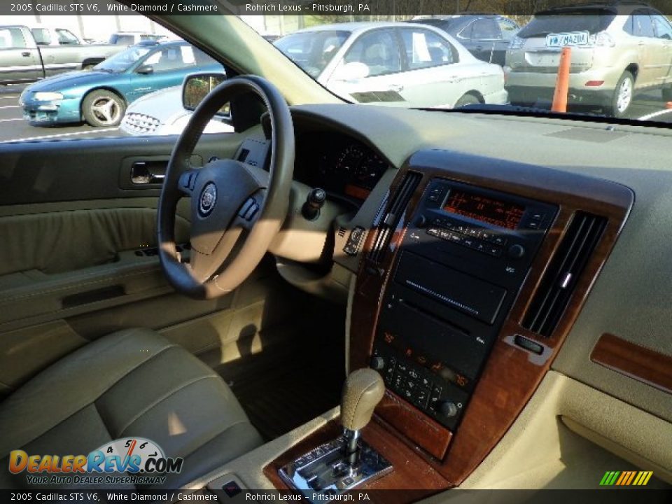 2005 Cadillac STS V6 White Diamond / Cashmere Photo #11