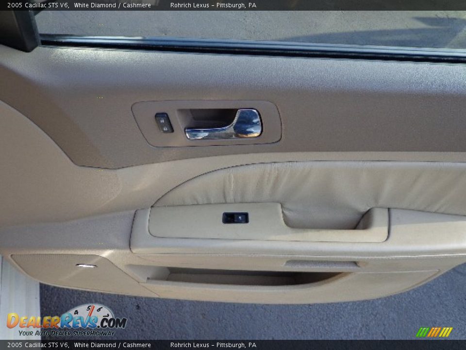 2005 Cadillac STS V6 White Diamond / Cashmere Photo #12