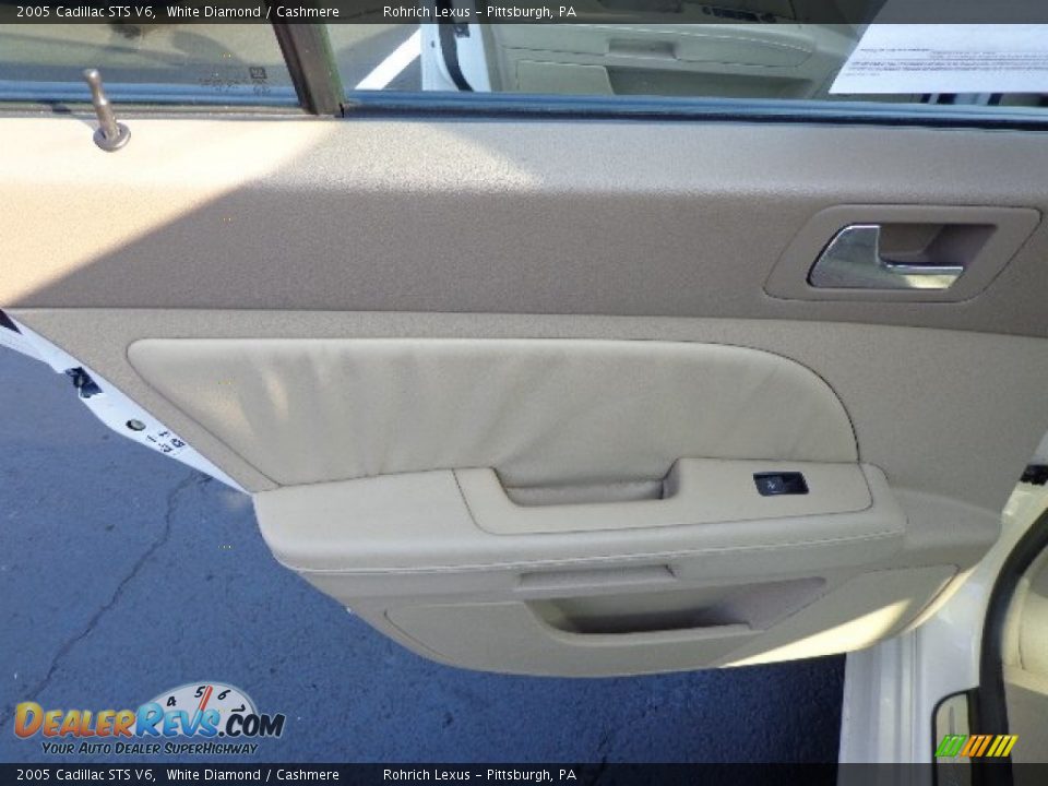 2005 Cadillac STS V6 White Diamond / Cashmere Photo #16