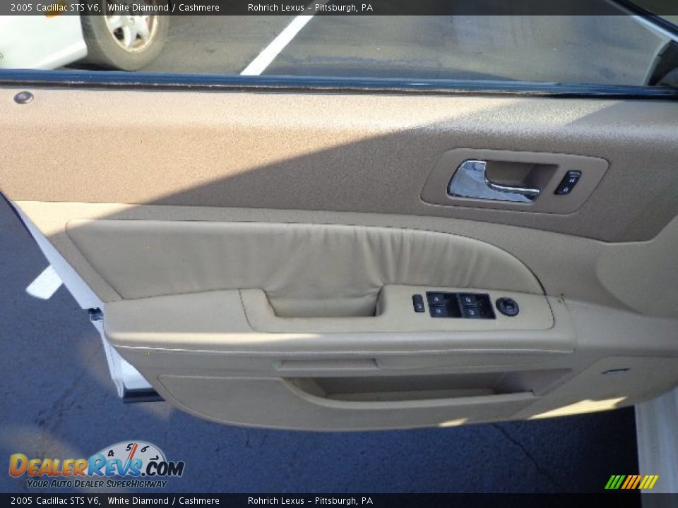 2005 Cadillac STS V6 White Diamond / Cashmere Photo #17
