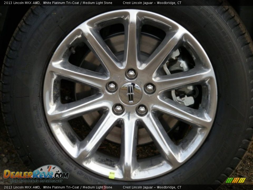 2013 Lincoln MKX AWD White Platinum Tri-Coat / Medium Light Stone Photo #17