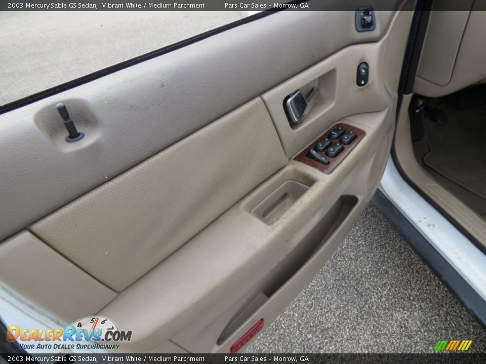 2003 Mercury Sable GS Sedan Vibrant White / Medium Parchment Photo #7