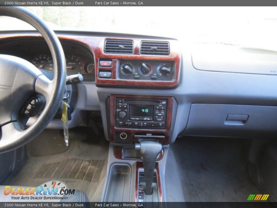 2000 Nissan Xterra XE V6 Super Black / Dusk Photo #12