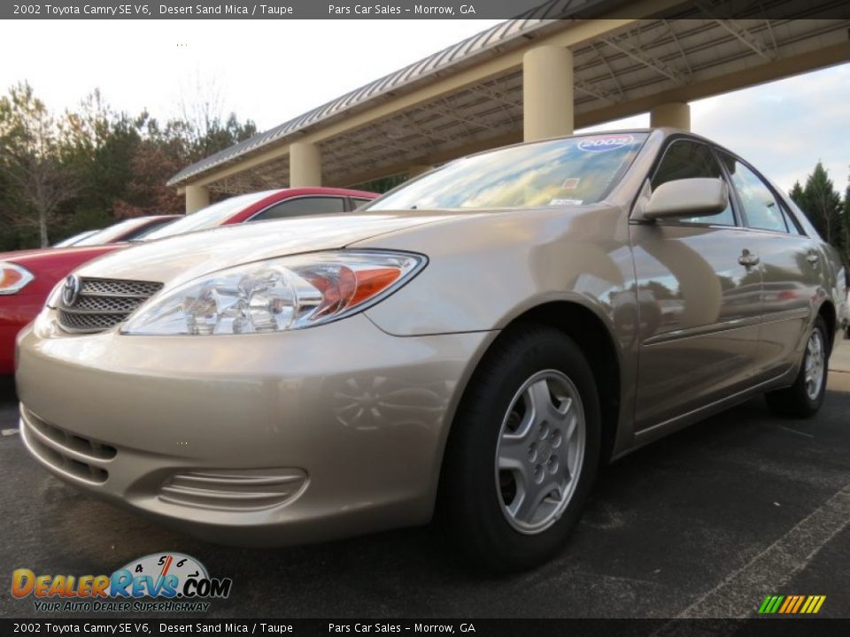 2002 Toyota Camry SE V6 Desert Sand Mica / Taupe Photo #1