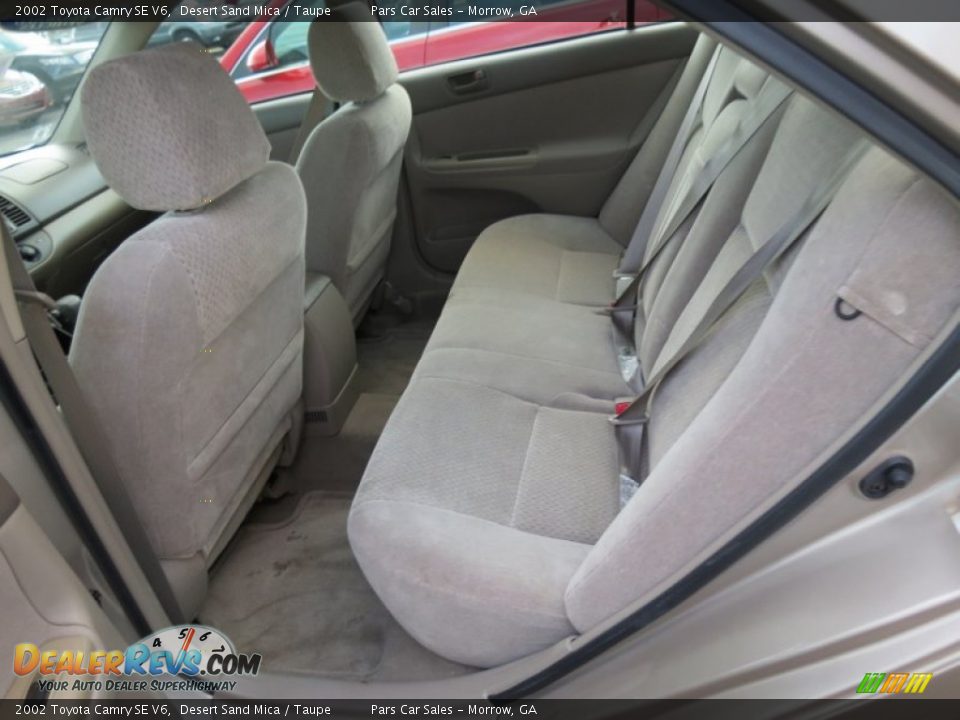 2002 Toyota Camry SE V6 Desert Sand Mica / Taupe Photo #8