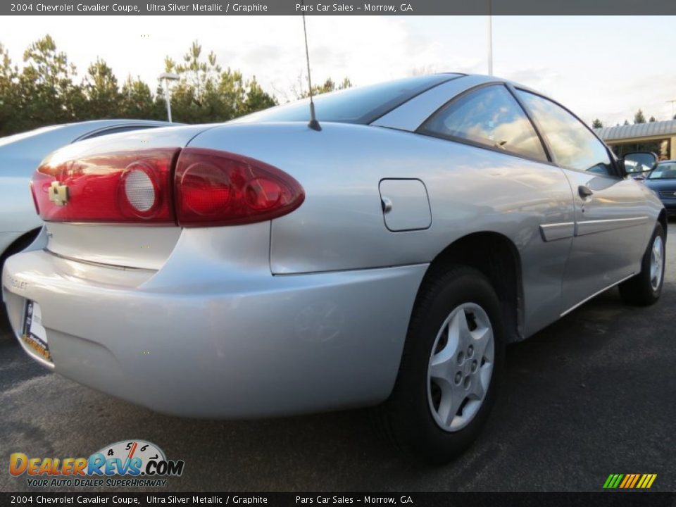 2004 Chevrolet Cavalier Coupe Ultra Silver Metallic / Graphite Photo #3