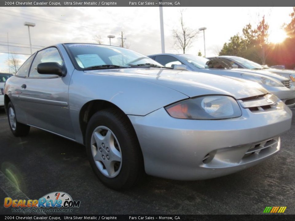 2004 Chevrolet Cavalier Coupe Ultra Silver Metallic / Graphite Photo #4
