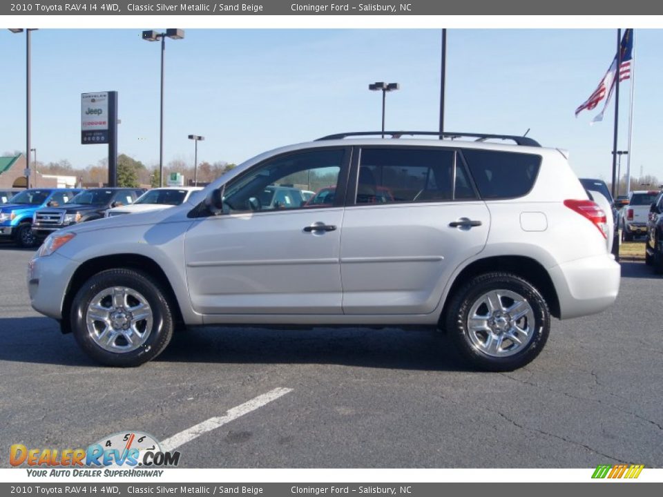 2010 Toyota RAV4 I4 4WD Classic Silver Metallic / Sand Beige Photo #5