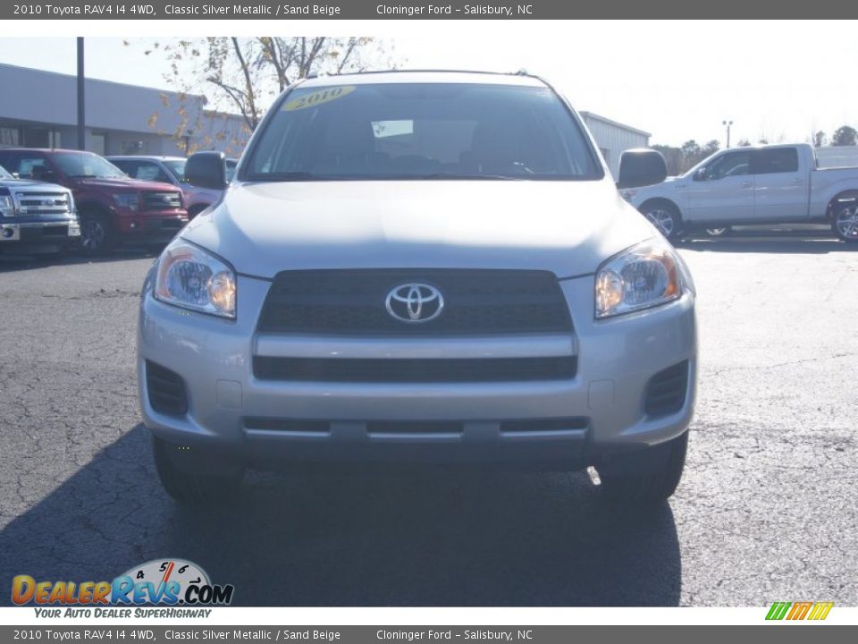 2010 Toyota RAV4 I4 4WD Classic Silver Metallic / Sand Beige Photo #7