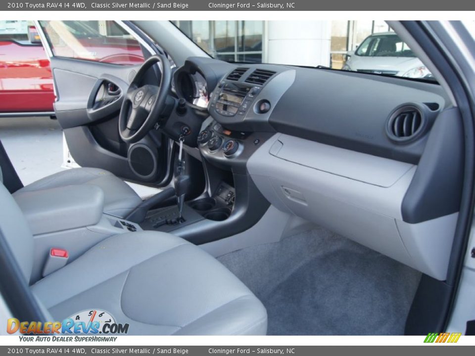 2010 Toyota RAV4 I4 4WD Classic Silver Metallic / Sand Beige Photo #16