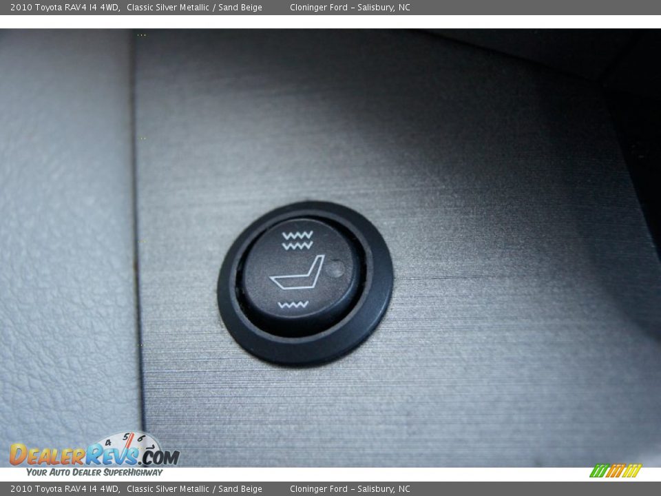 2010 Toyota RAV4 I4 4WD Classic Silver Metallic / Sand Beige Photo #27