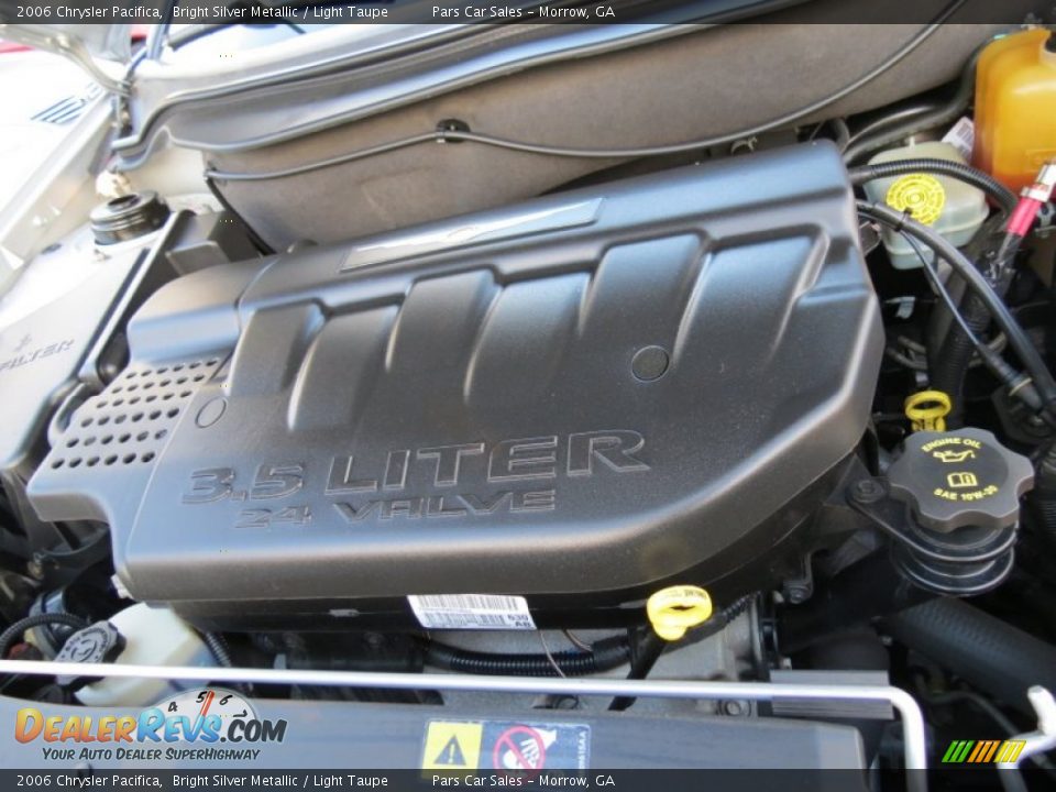 2006 Chrysler Pacifica Bright Silver Metallic / Light Taupe Photo #14