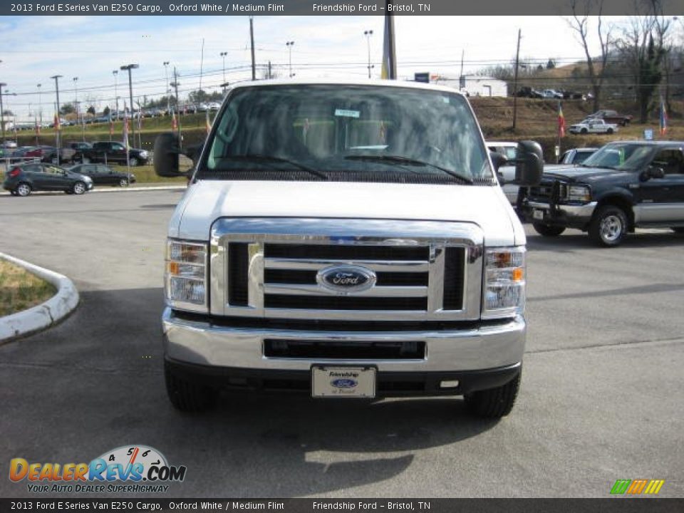 2013 Ford E Series Van E250 Cargo Oxford White / Medium Flint Photo #4