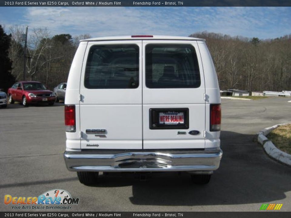 2013 Ford E Series Van E250 Cargo Oxford White / Medium Flint Photo #8